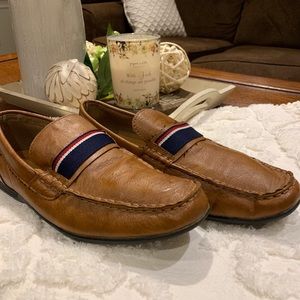 Men’s Tommy Hilfiger loafers. Size 10.5.